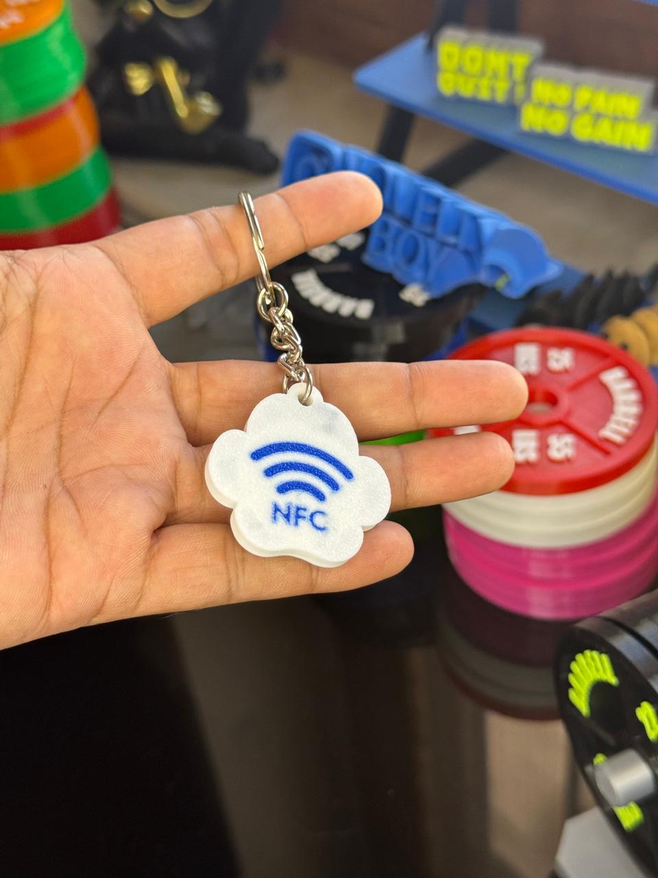 Dog Paw NFC Keychain – Tap to Share Your Contact or Social Links