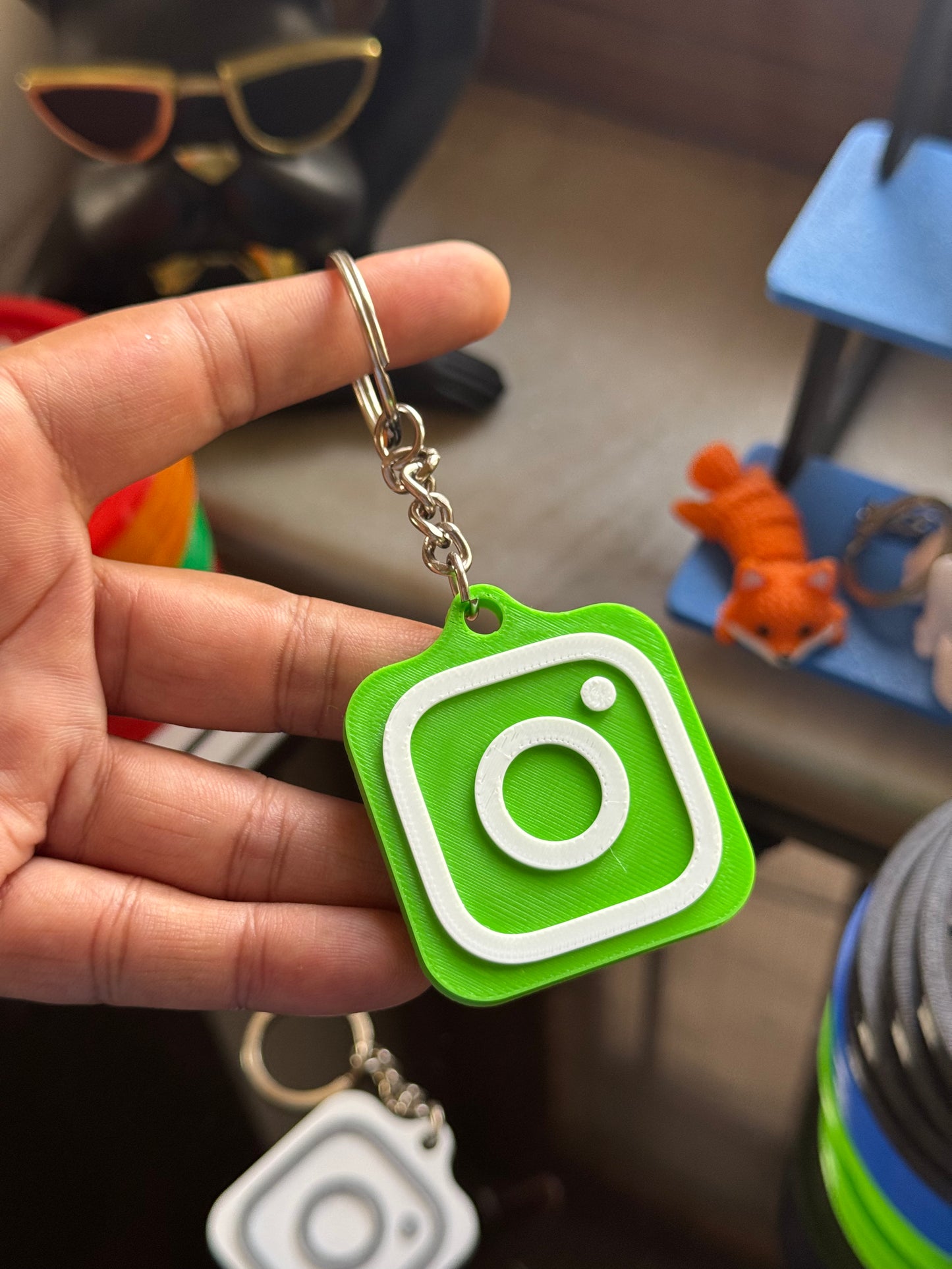 SMART NFC Instagram Keychain | Tap to Share Your Profile | 9 Colours
