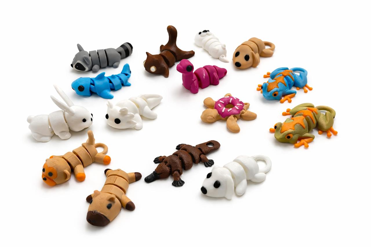 Flexi Fox Keychain | Articulated 3D Pocket Pet | Novelty Boy